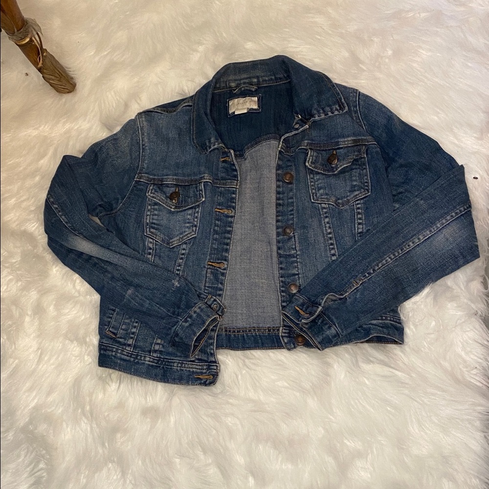 Forever 21 Cropped Denim Jacket Sz M